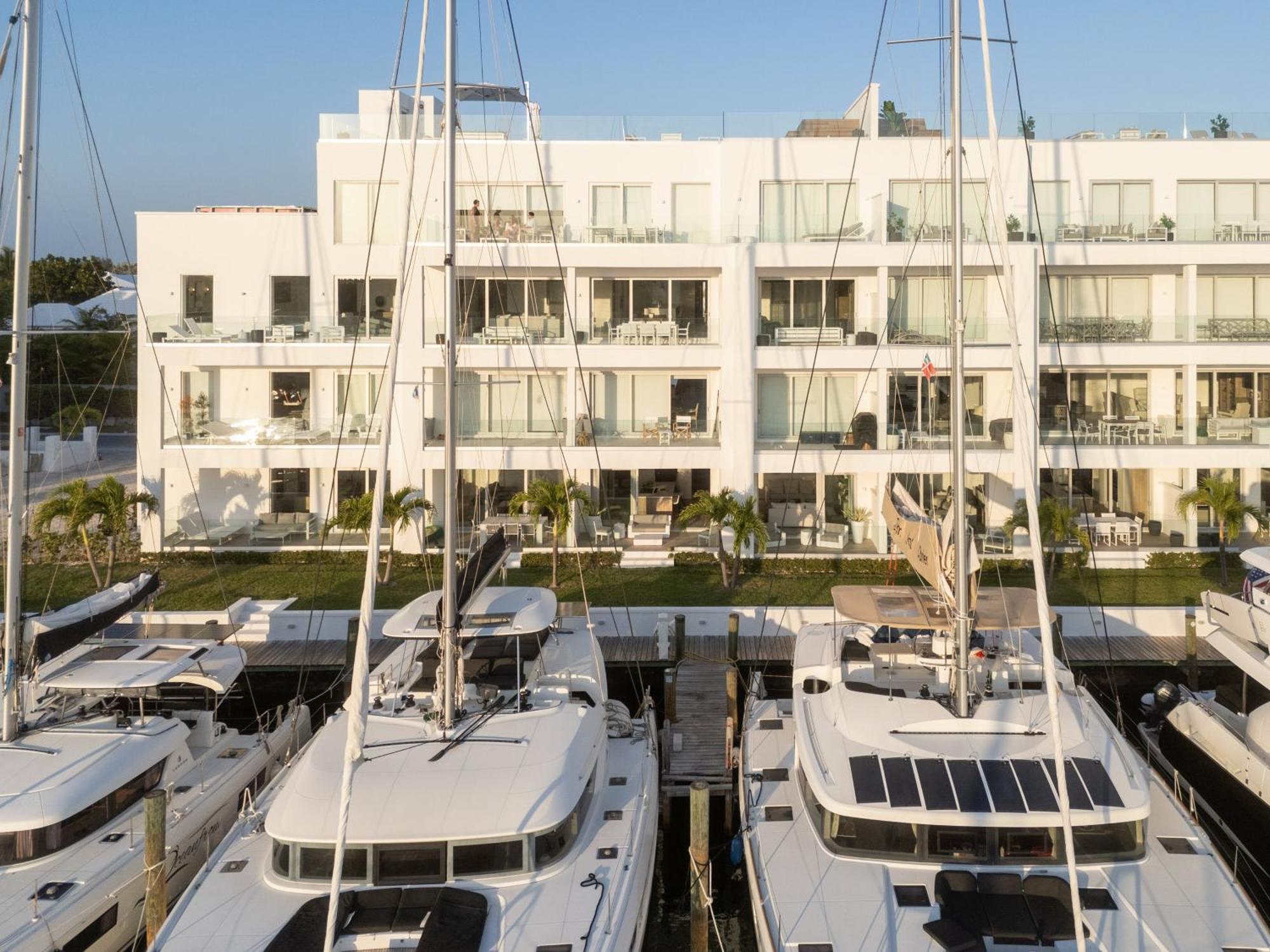 Palm Cay Marina And Resort Nassau Exterior foto